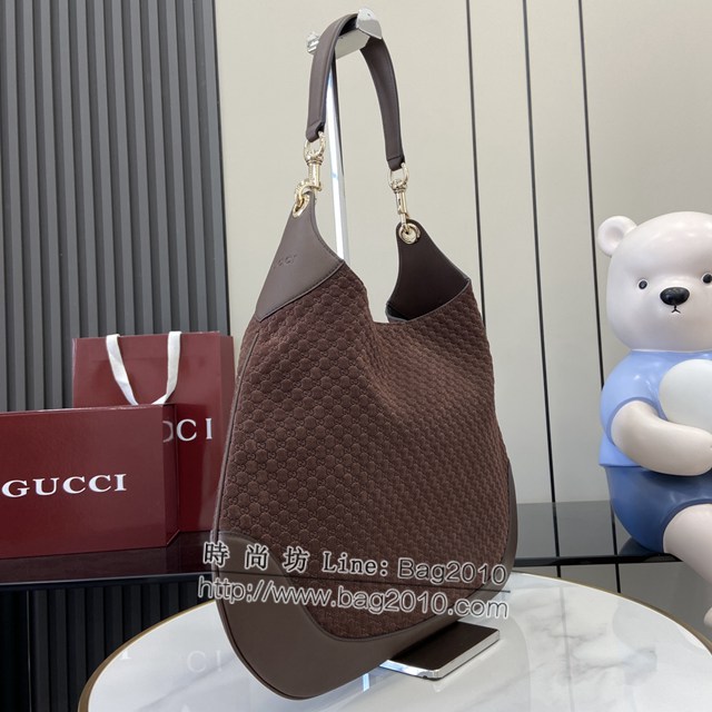 Gucci專櫃古馳最新款Body雙鎖扣中號肩背包 jh2037型號：815924